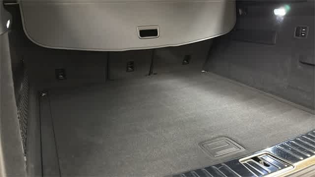 Thumbnail: 2023 Porsche Cayenne - 30