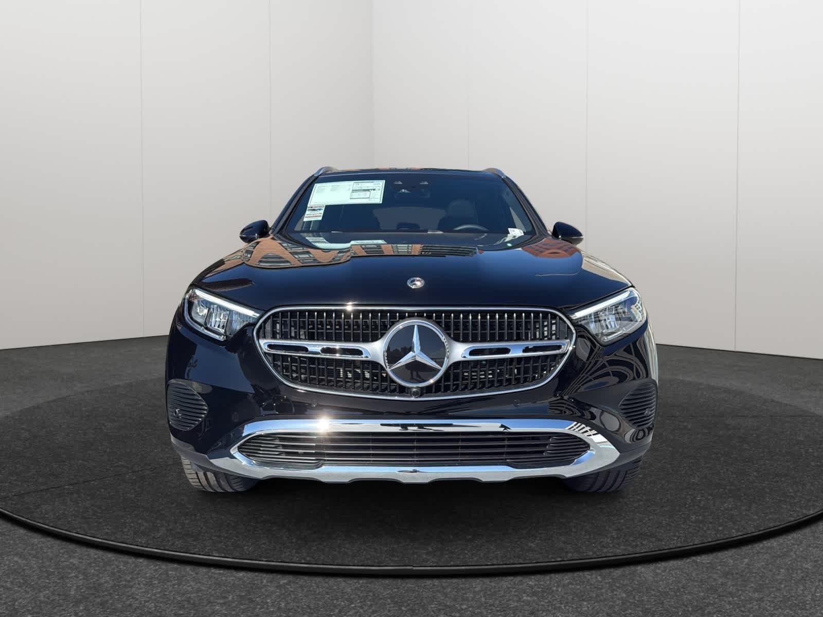 Thumbnail: 2026 Mercedes-Benz GLC - 2