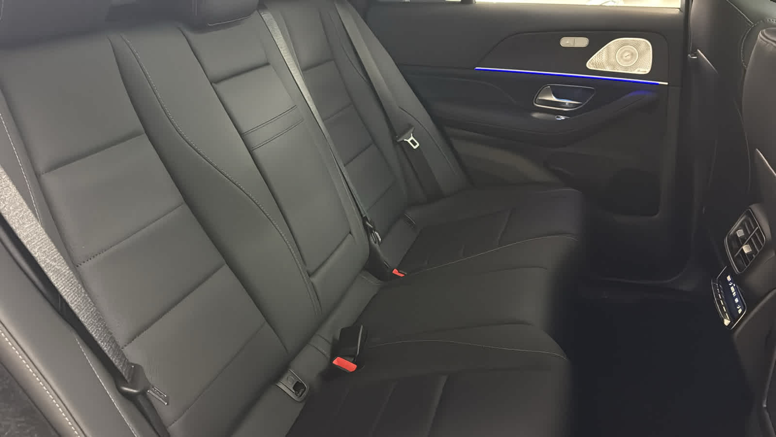 Thumbnail: 2026 Mercedes-Benz GLE - 35