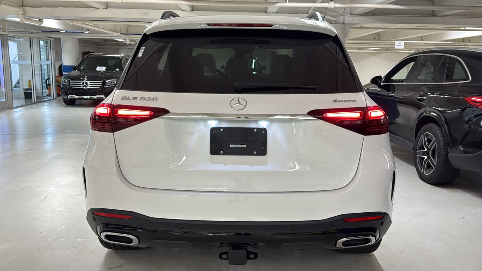 Thumbnail: 2026 Mercedes-Benz GLE - 8