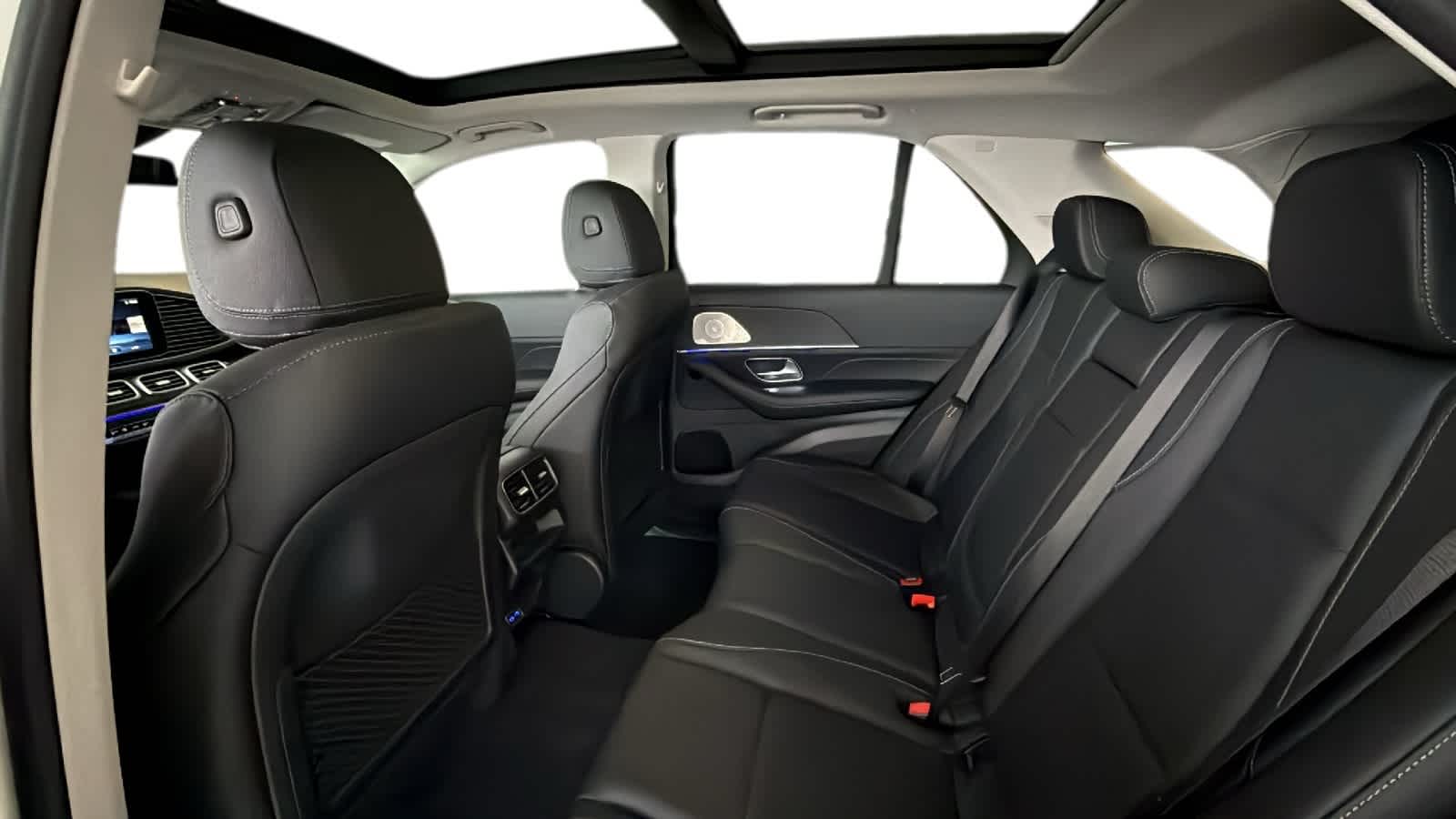 Thumbnail: 2026 Mercedes-Benz GLE - 5