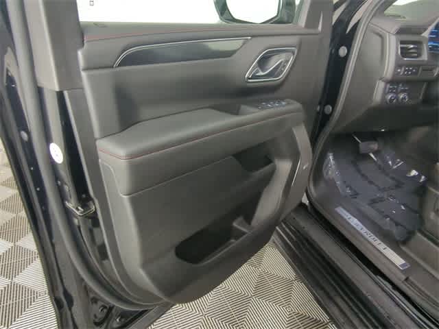 Thumbnail: 2024 Chevrolet Tahoe - 18