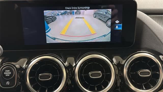 Thumbnail: 2022 Mercedes-Benz GLA - 24