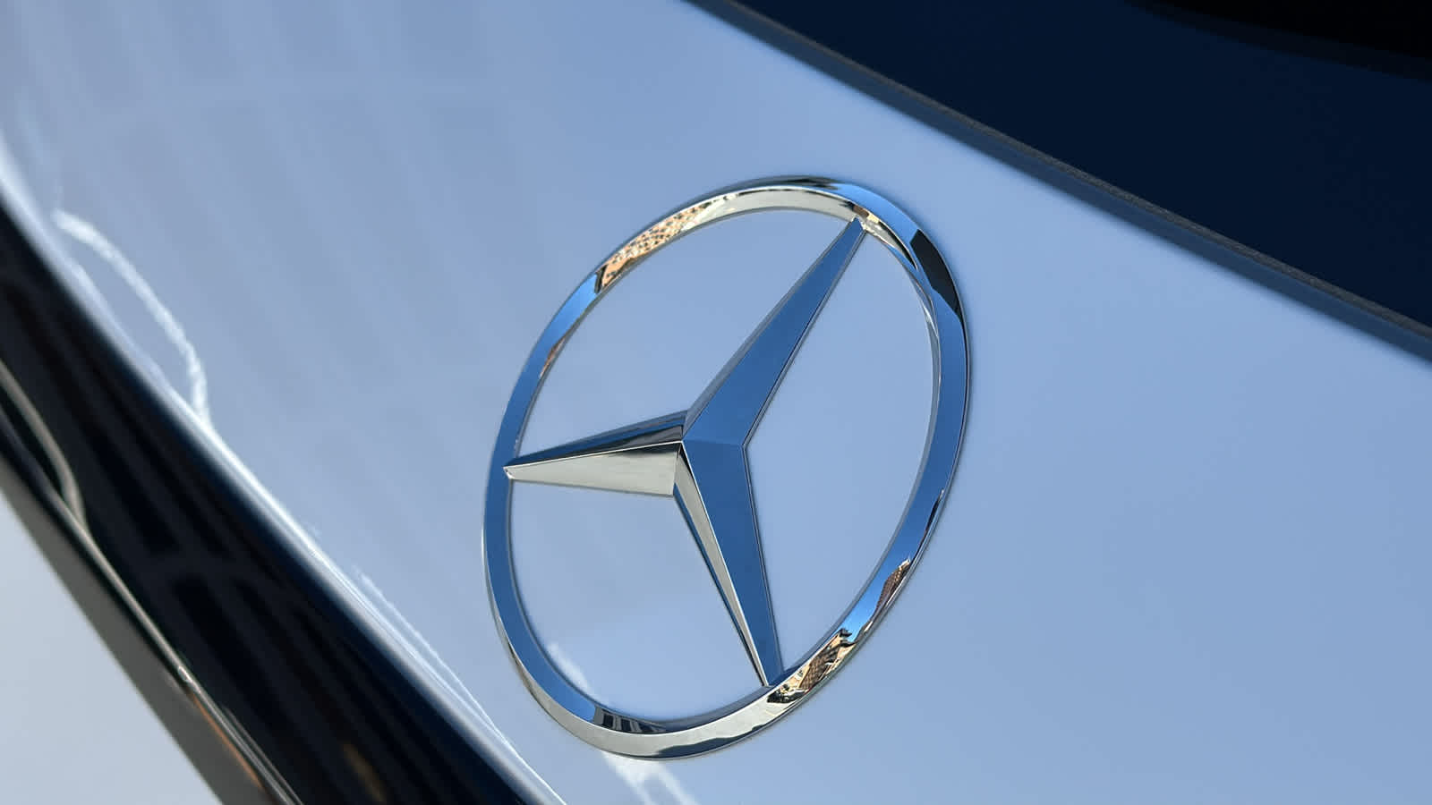 Thumbnail: 2026 Mercedes-Benz GLC - 9