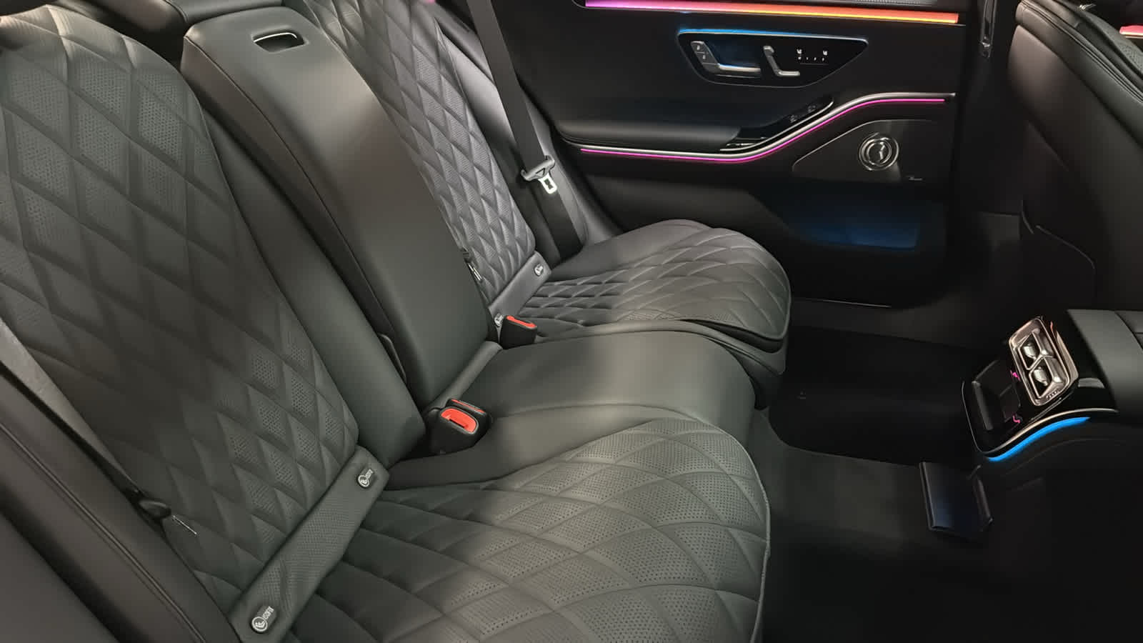 Thumbnail: 2026 Mercedes-Benz S-Class - 35