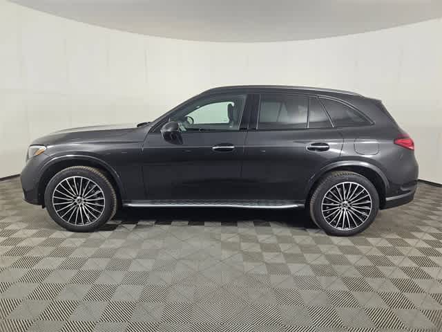 Thumbnail: 2025 Mercedes-Benz GLC - 17