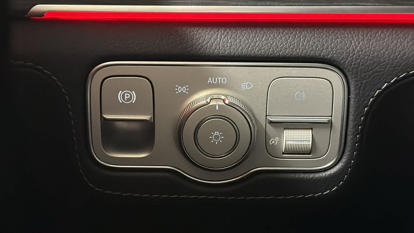 Thumbnail: 2026 Mercedes-Benz GLE - 16