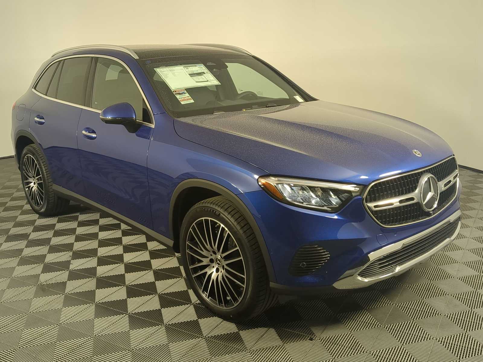 Thumbnail: 2026 Mercedes-Benz GLC - 7