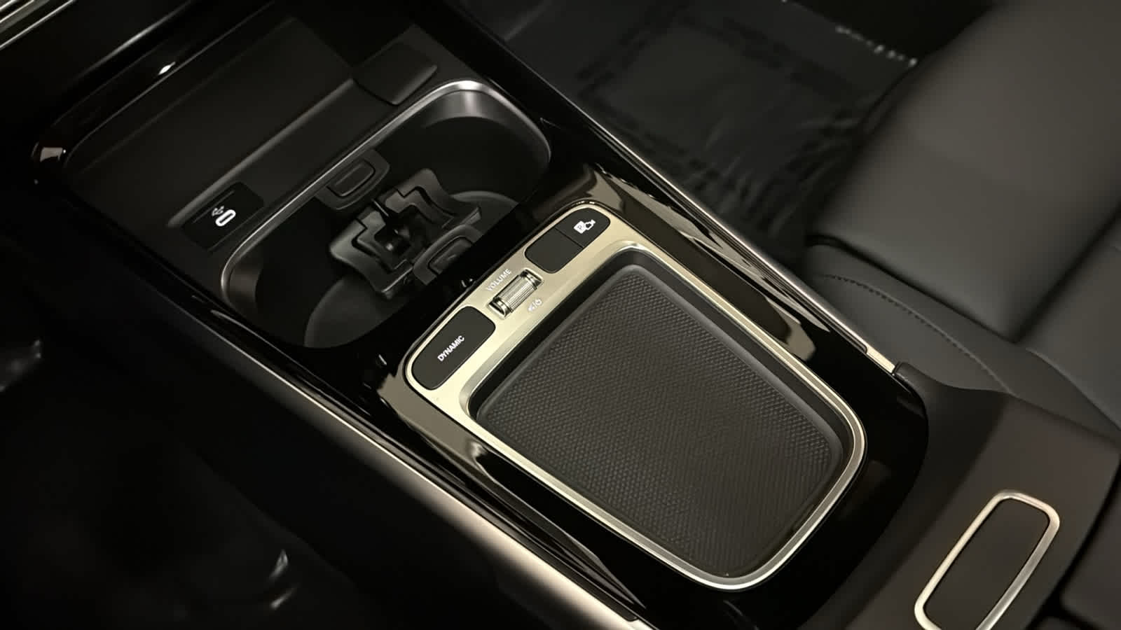 Thumbnail: 2026 Mercedes-Benz GLB - 25