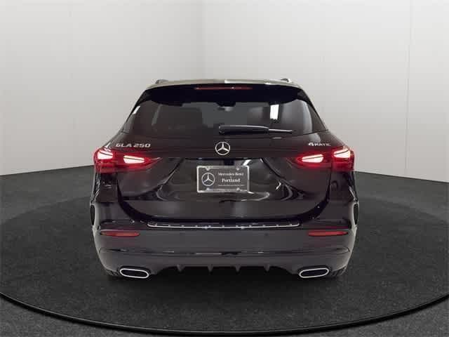 Thumbnail: 2025 Mercedes-Benz GLA - 6