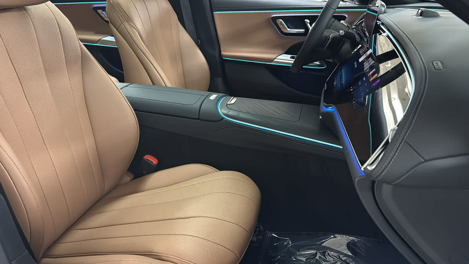 Thumbnail: 2026 Mercedes-Benz E-Class - 36