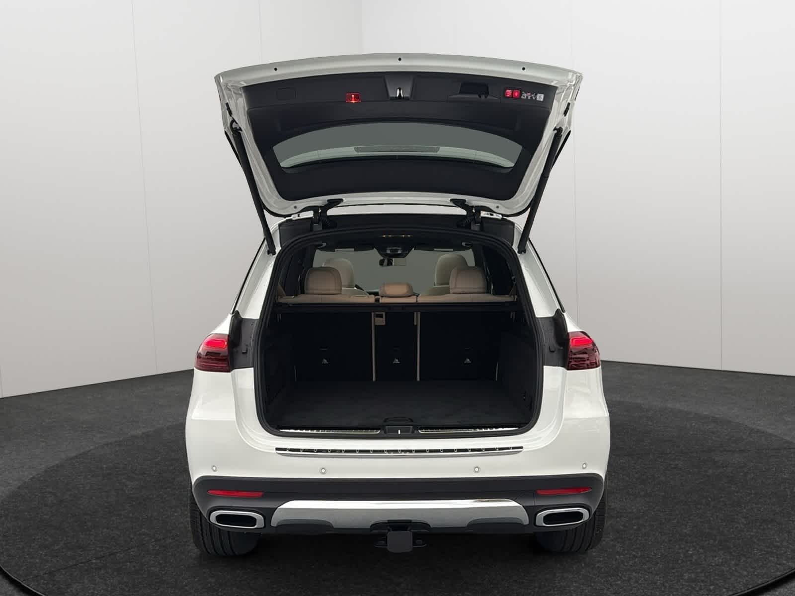 Thumbnail: 2026 Mercedes-Benz GLE - 6