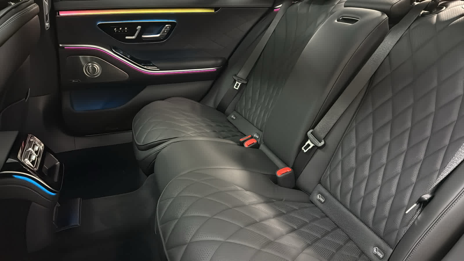 Thumbnail: 2026 Mercedes-Benz S-Class - 31