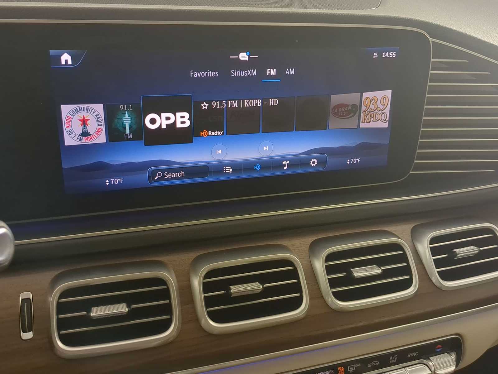 Thumbnail: 2026 Mercedes-Benz GLE - 28