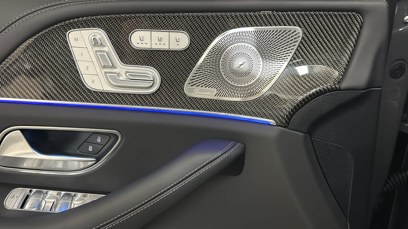 Thumbnail: 2026 Mercedes-Benz GL-Class - 17