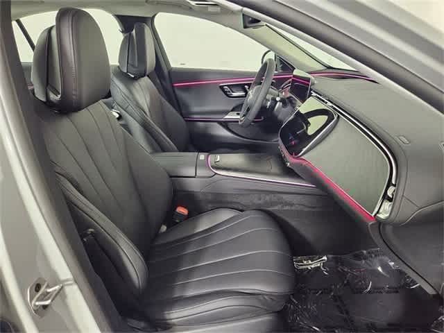 Thumbnail: 2025 Mercedes-Benz E-Class - 42