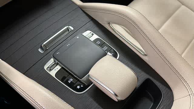 Thumbnail: 2020 Mercedes-Benz GLE - 23