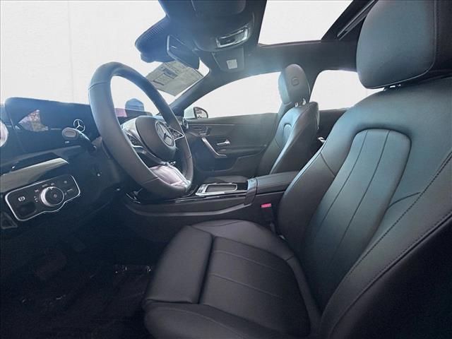 2025 Mercedes Benz CLA 250 4MATIC photo 4