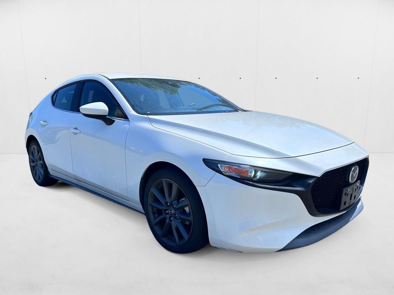 2020 Mazda Mazda3 Preferred Hatchback photo 3