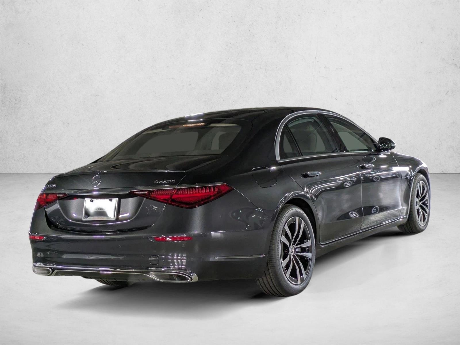 2026 Mercedes Benz S 580 4MATIC photo 2