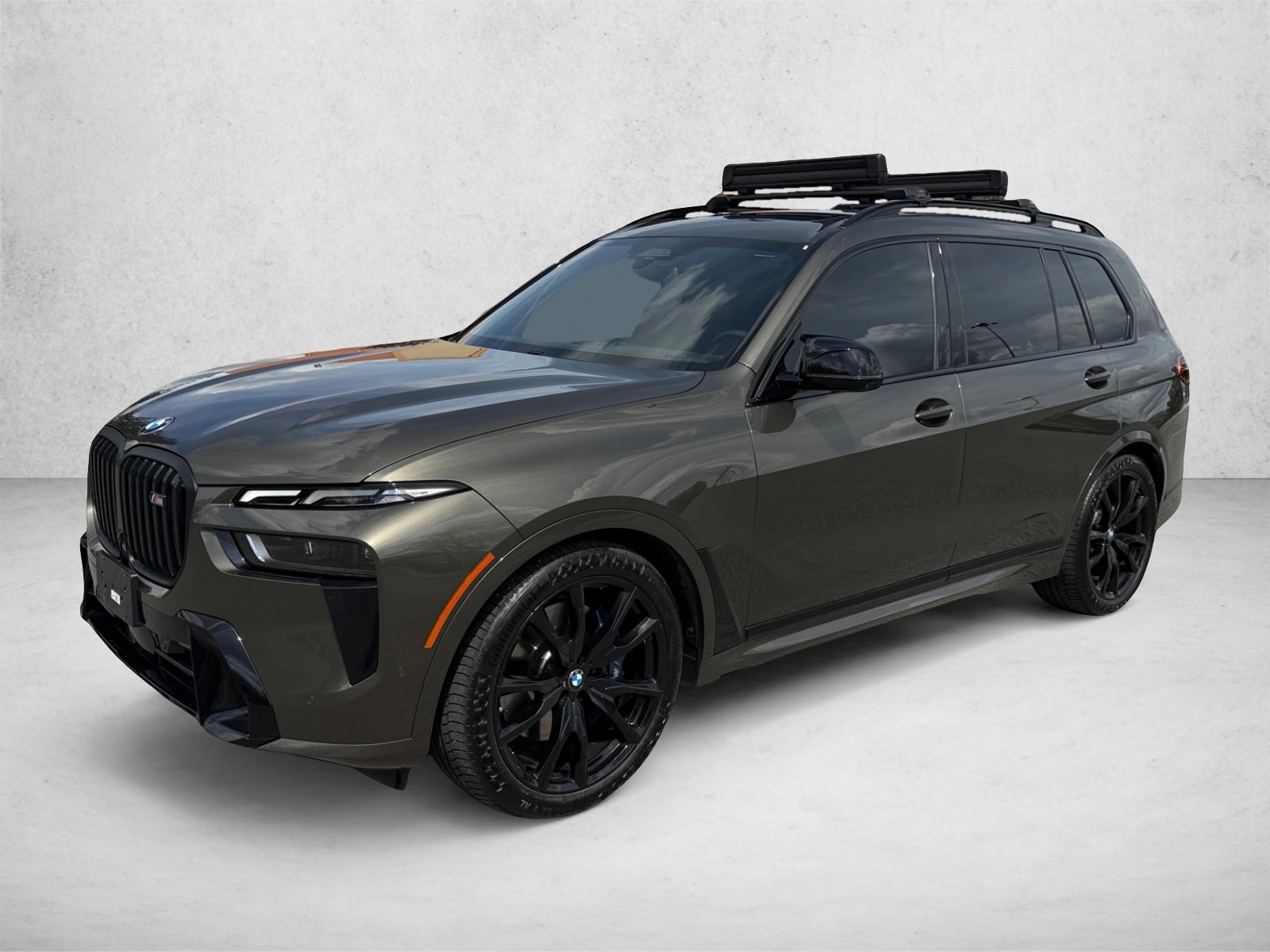 2025 BMW X7 M60i's photo
