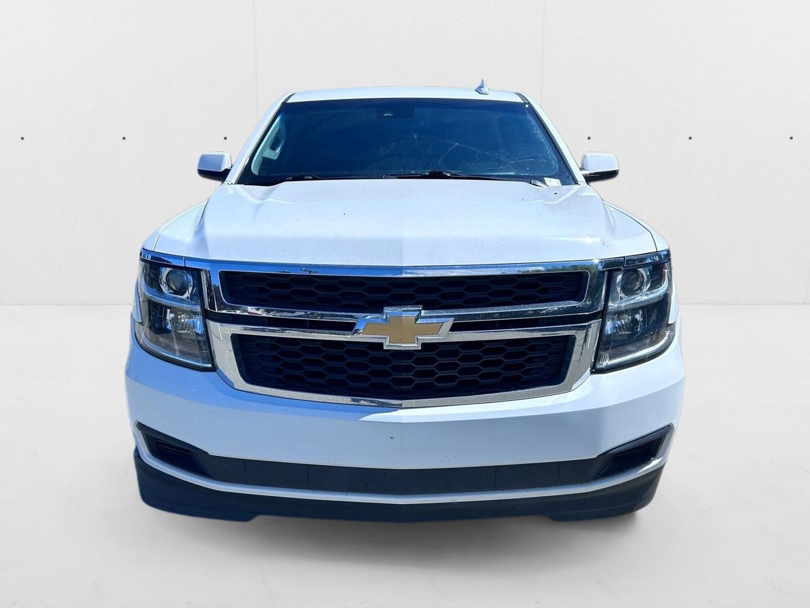 2019 Chevrolet Tahoe LT photo 2