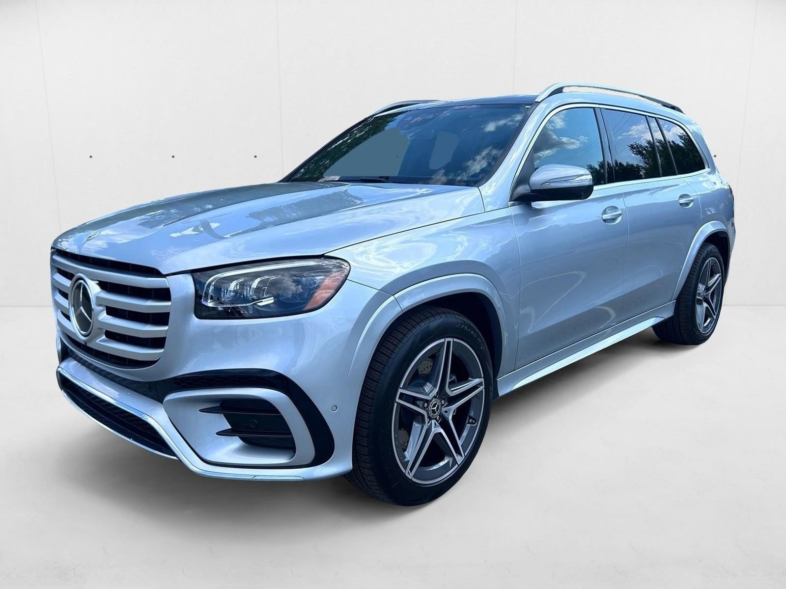 2025 Mercedes-Benz GLS Base's photo