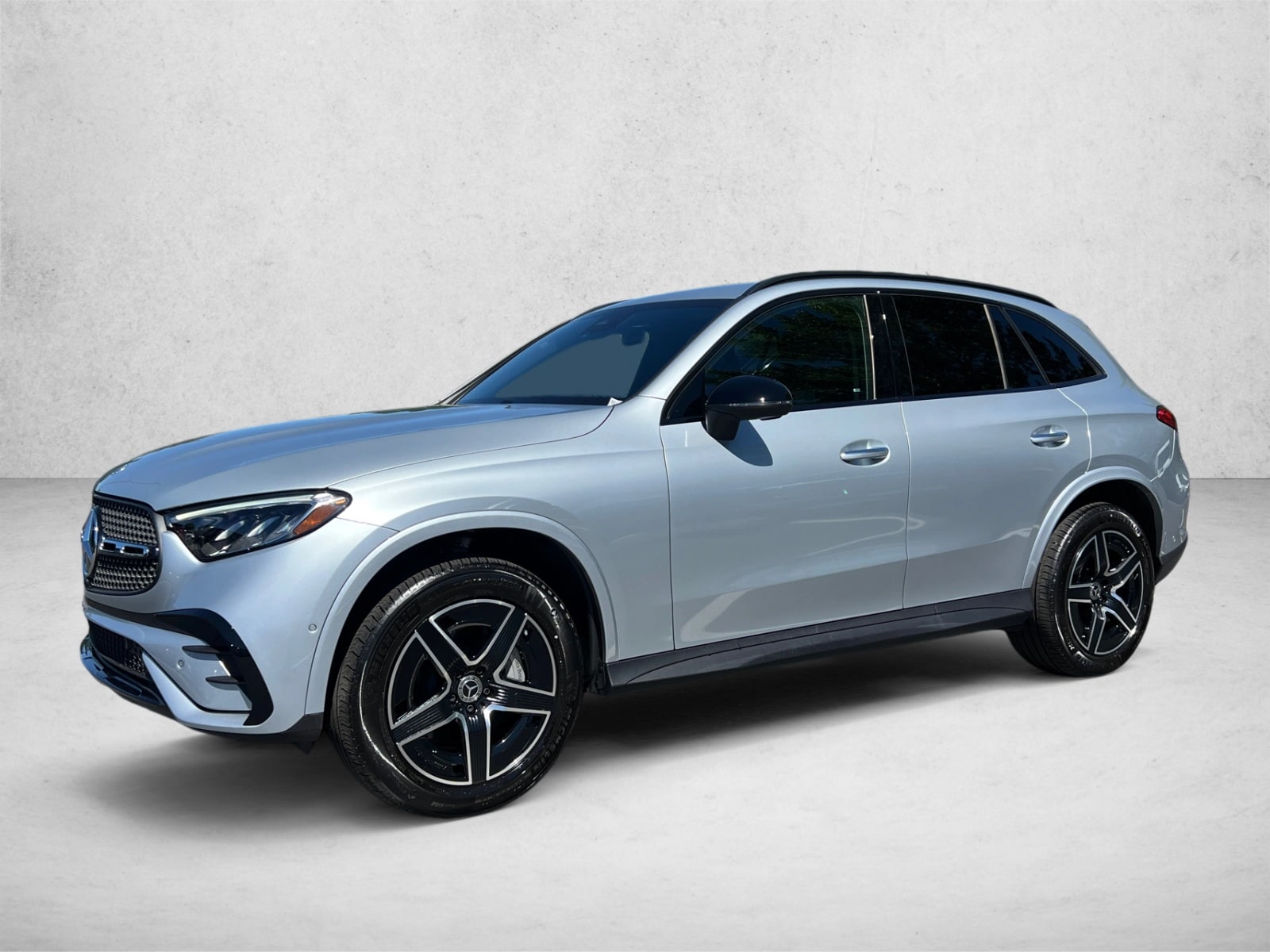 2026 Mercedes-Benz GLC GLC 300 4MATIC's photo