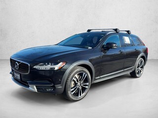 2018 Volvo V90 Cross Country