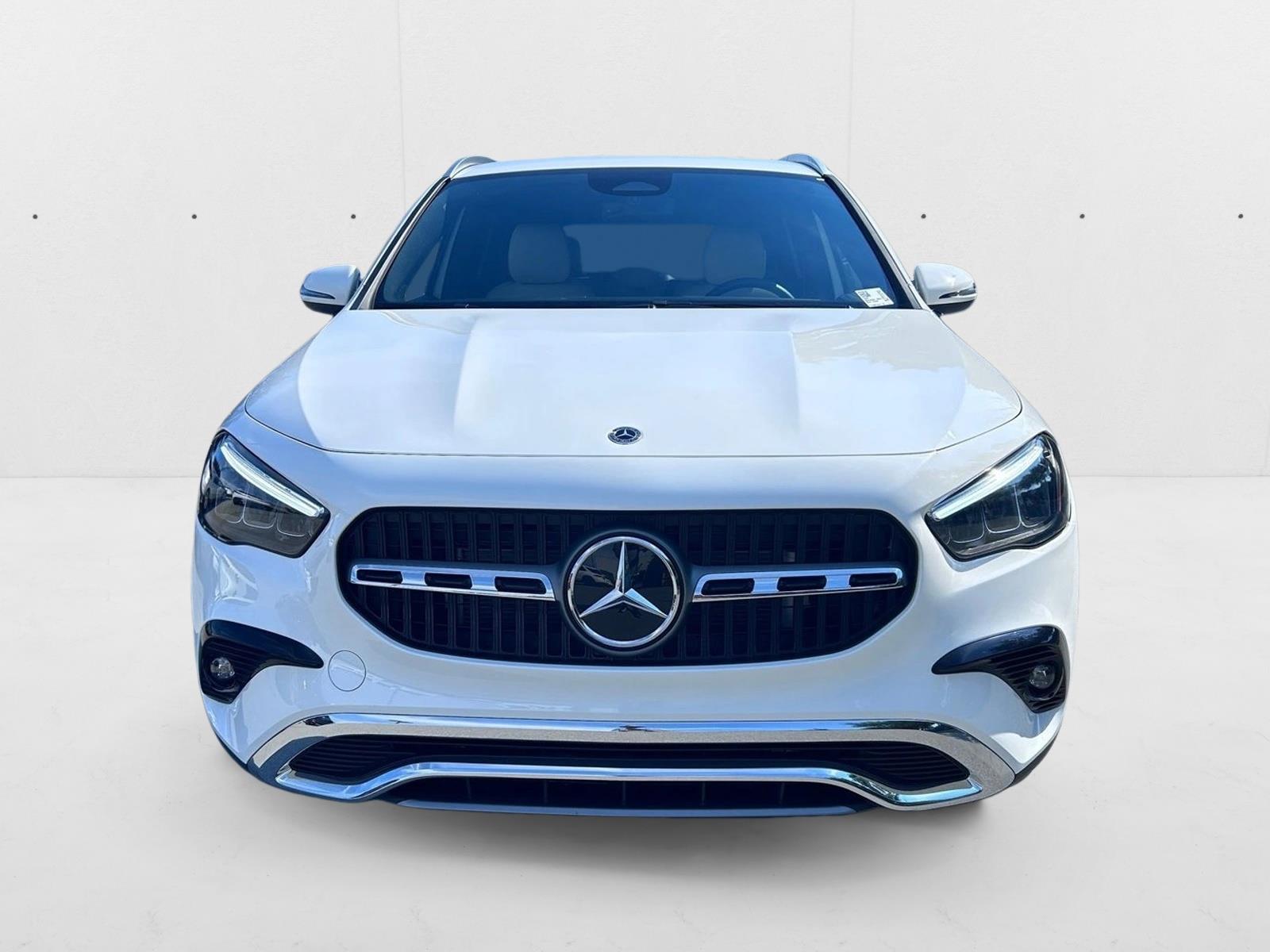 2025 Mercedes Benz GLA 250 4MATIC photo 2