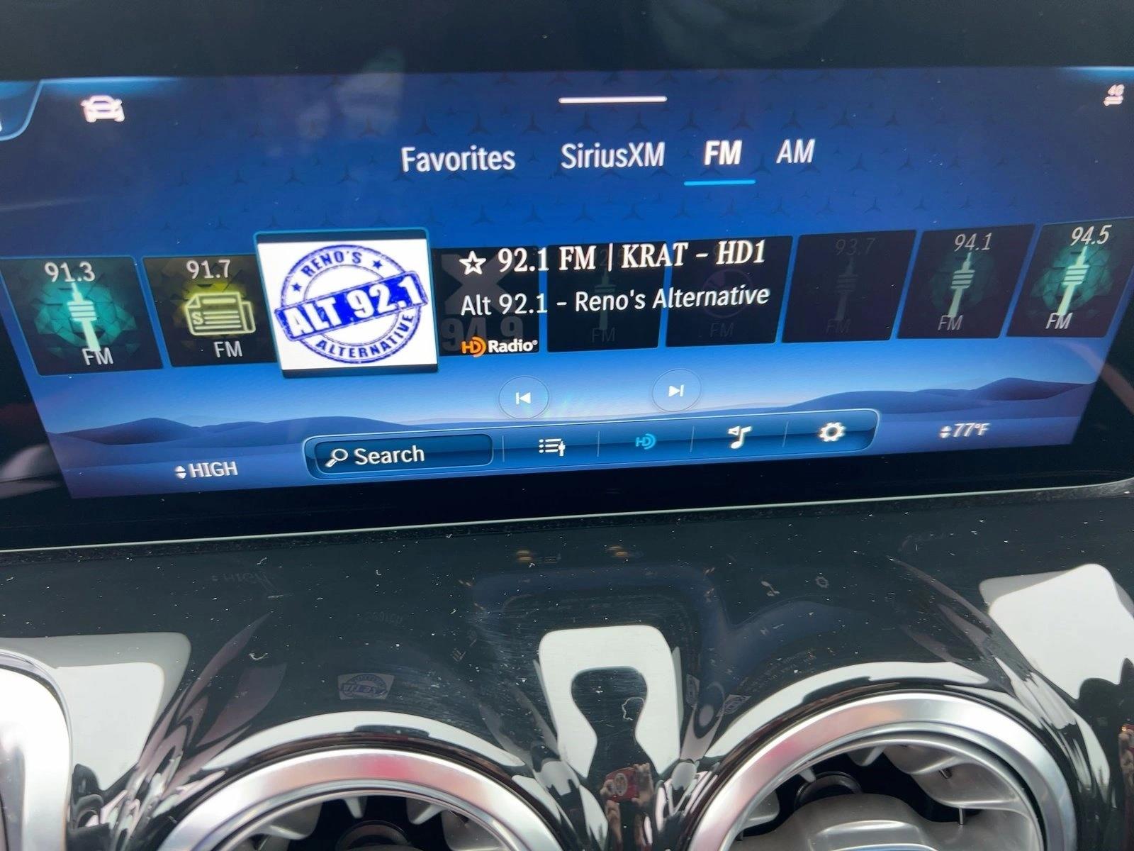 2025 Mercedes-Benz GLB Base - Photo 13