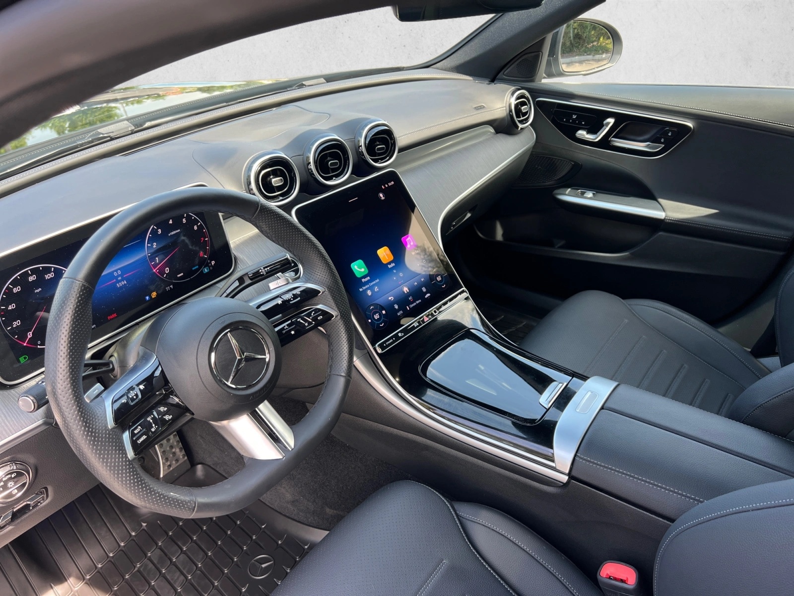 2026 Mercedes-Benz C-Class Sedan C 300 - Photo 10