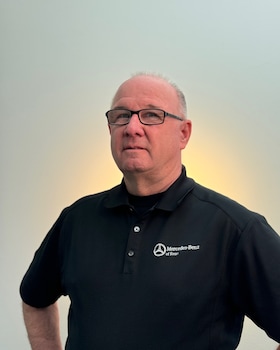 Staff member Steve Capurro from ID_d54112d7b384