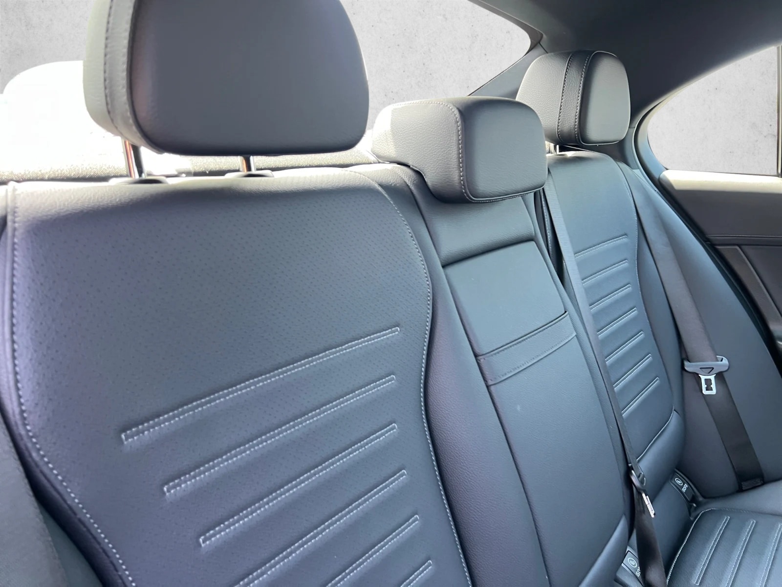 2026 Mercedes-Benz C-Class Sedan C 300 - Photo 24
