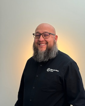 Staff member Marcos Salazar from ID_6e2175e22e59