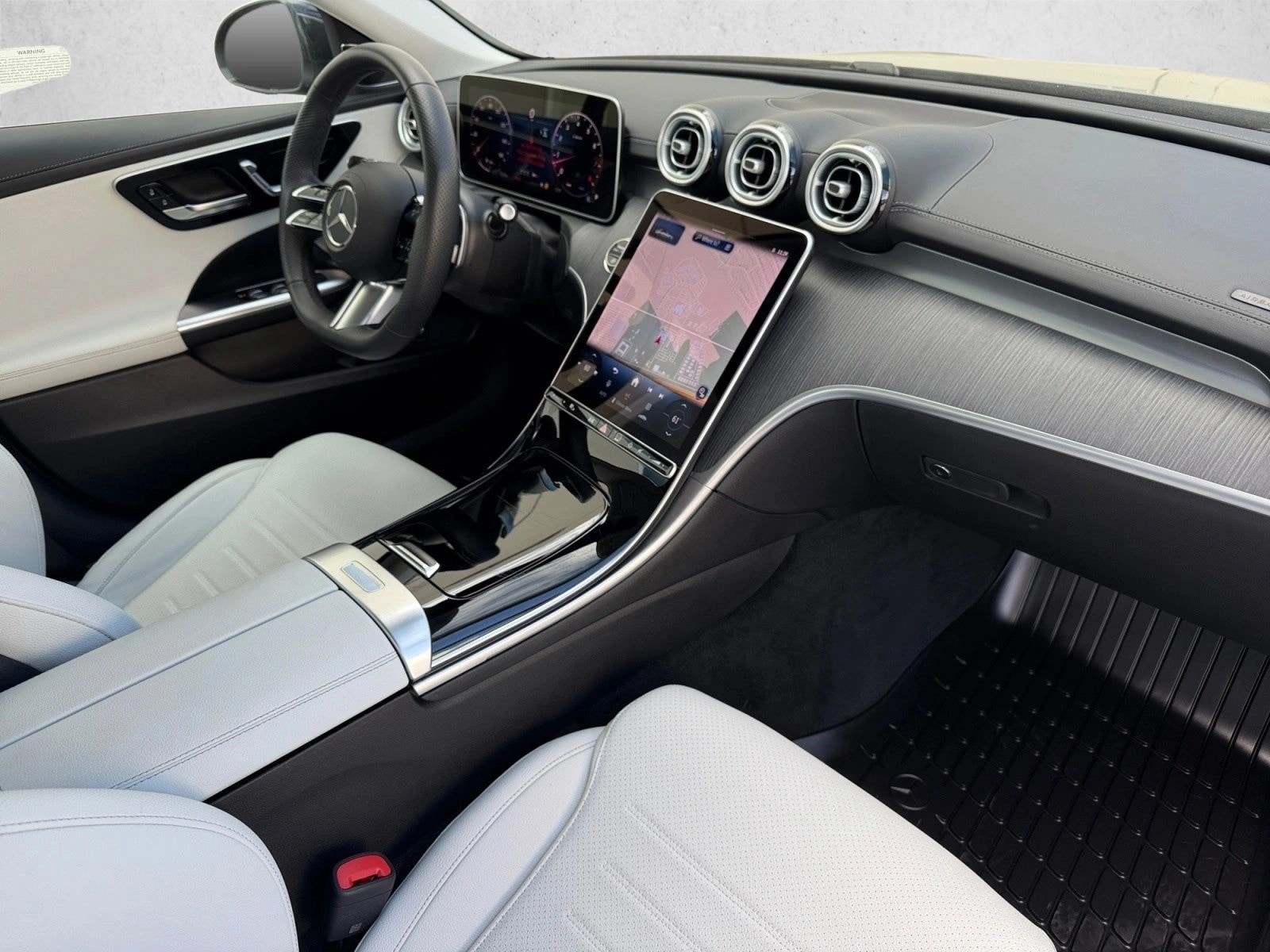 2026 Mercedes-Benz C-Class Sedan C 300 - Photo 26