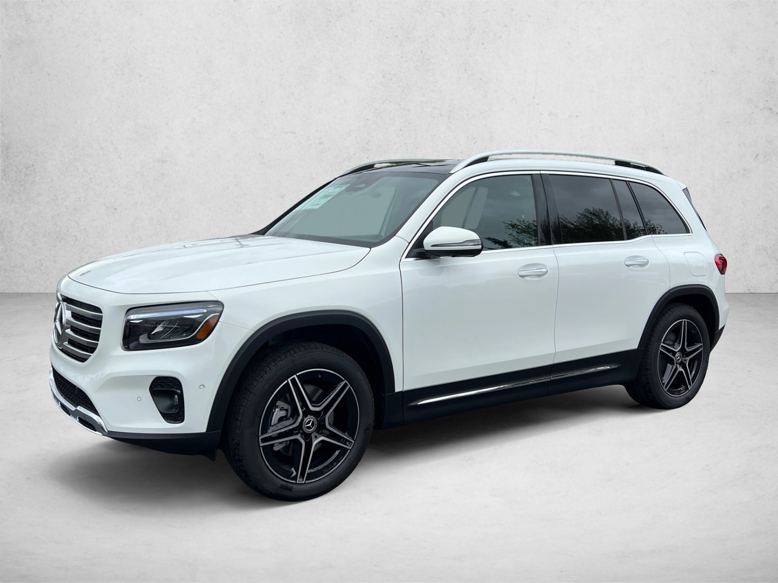 2026 Mercedes-Benz GLB GLB 250 4MATIC's photo