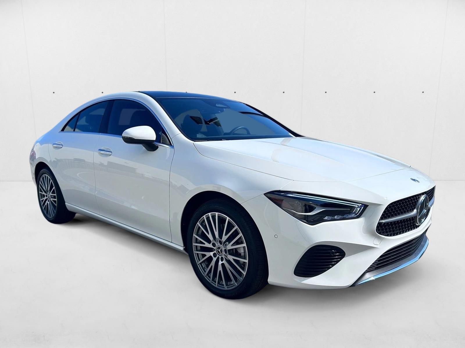 2025 Mercedes Benz CLA 250 4MATIC photo 3