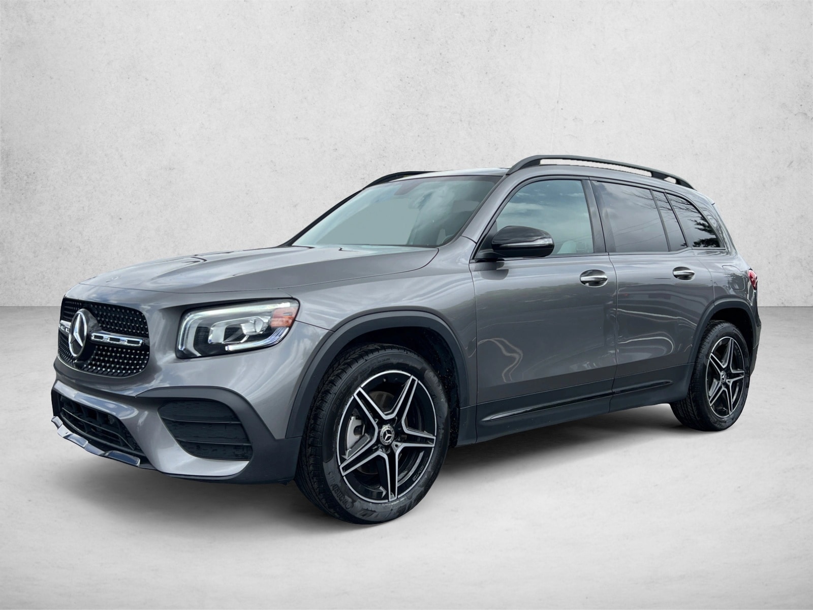 2023 Mercedes-Benz GLB GLB 250 4MATIC's photo