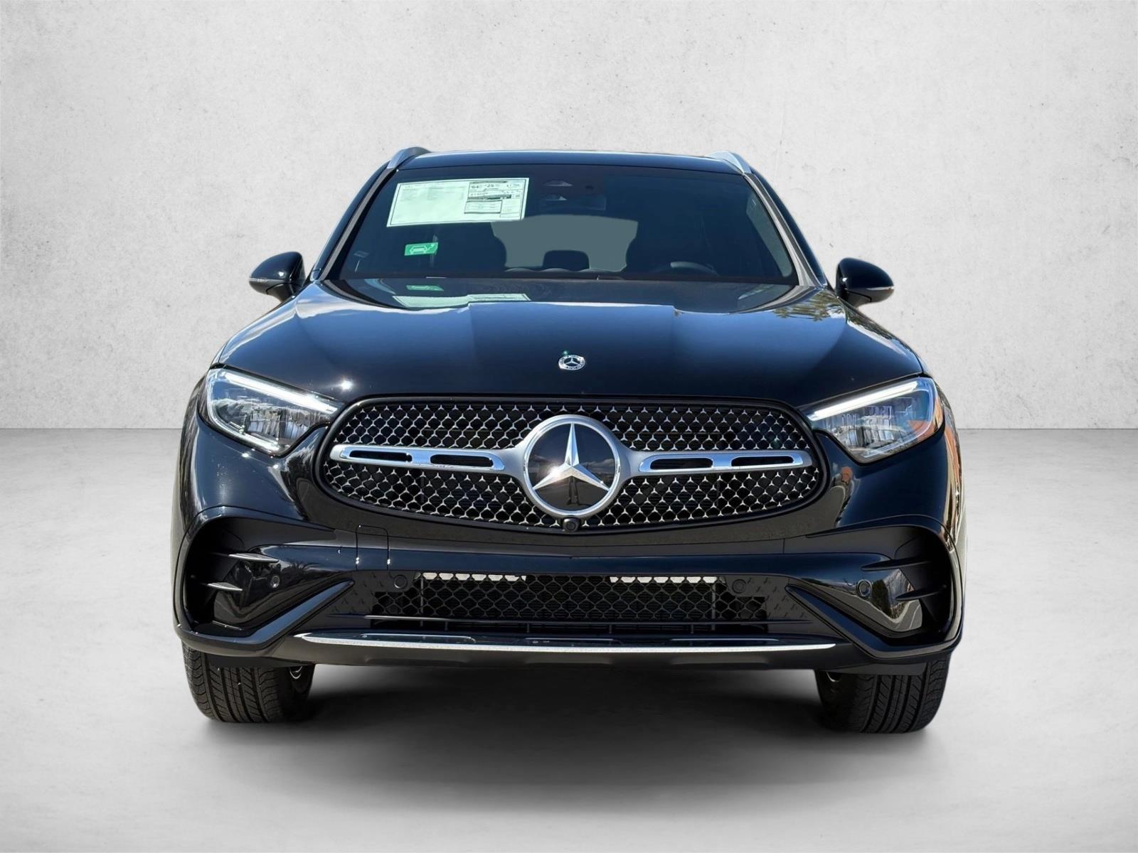 2025 Mercedes Benz GLC 350e AMG photo 2