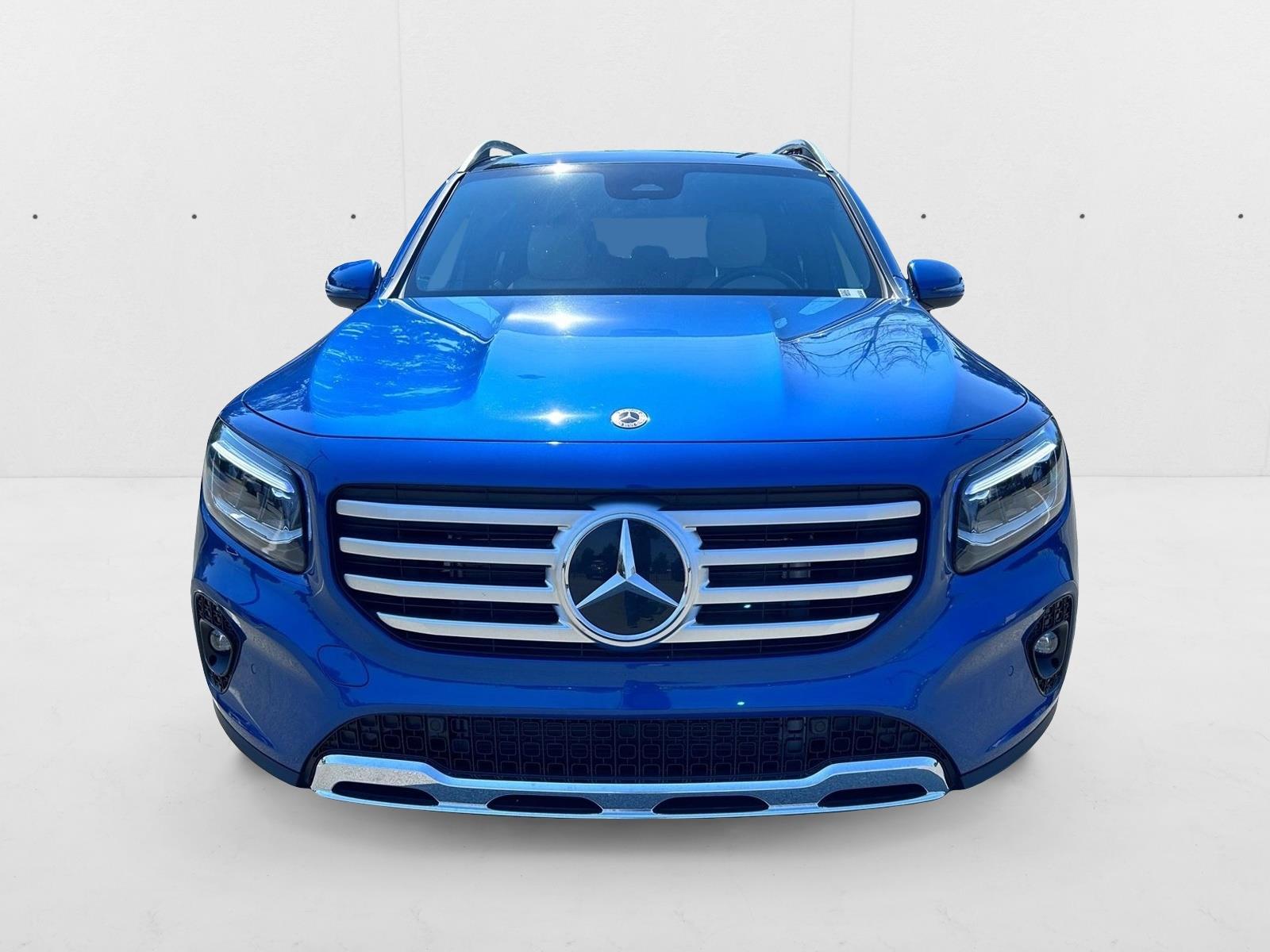 2025 Mercedes Benz GLB 250 4MATIC photo 2
