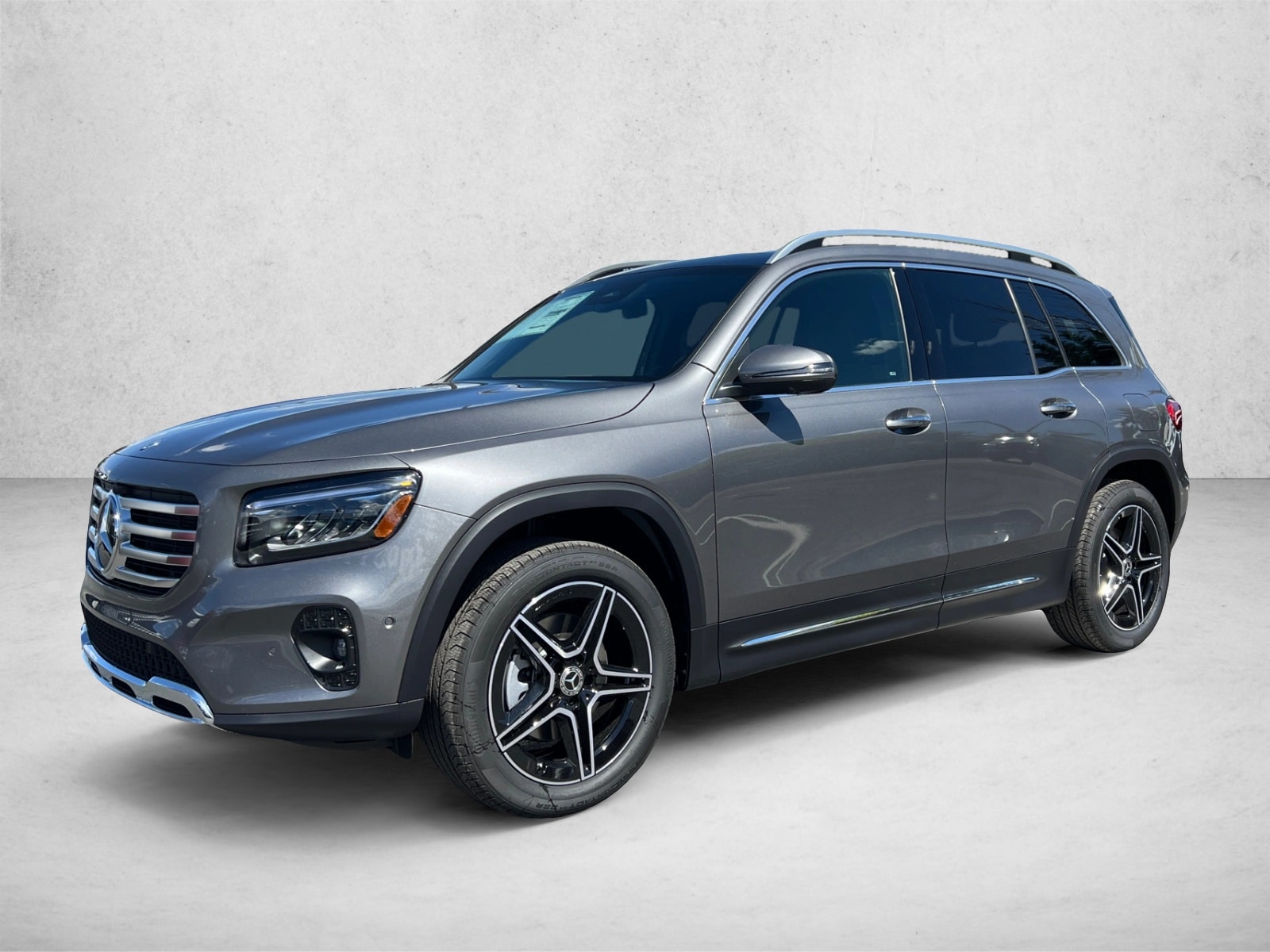 2026 Mercedes-Benz GLB GLB 250 4MATIC's photo