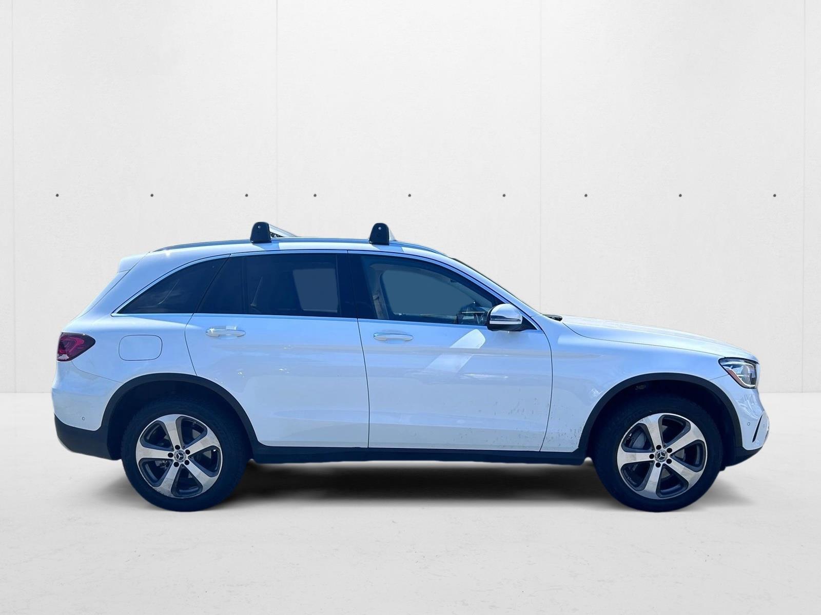 2022 Mercedes Benz GLC 300 4MATIC photo 4