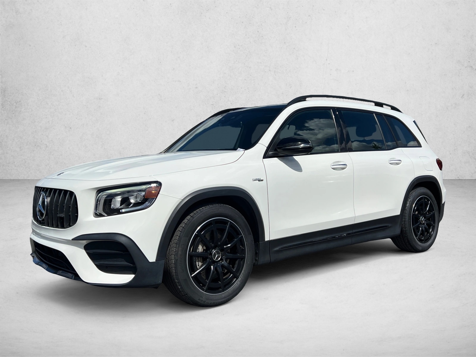 2022 Mercedes-Benz GLB GLB 35 AMG 4MATIC's photo