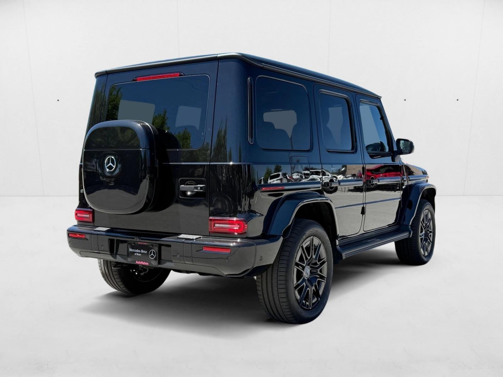 2025 Mercedes Benz G photo 2