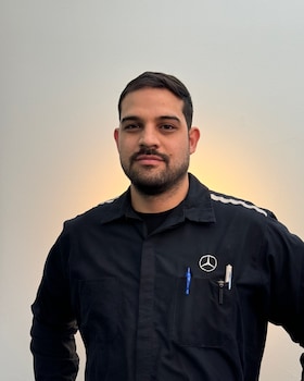 Staff member Eloy Ornelas from ID_15ed5d990bfb