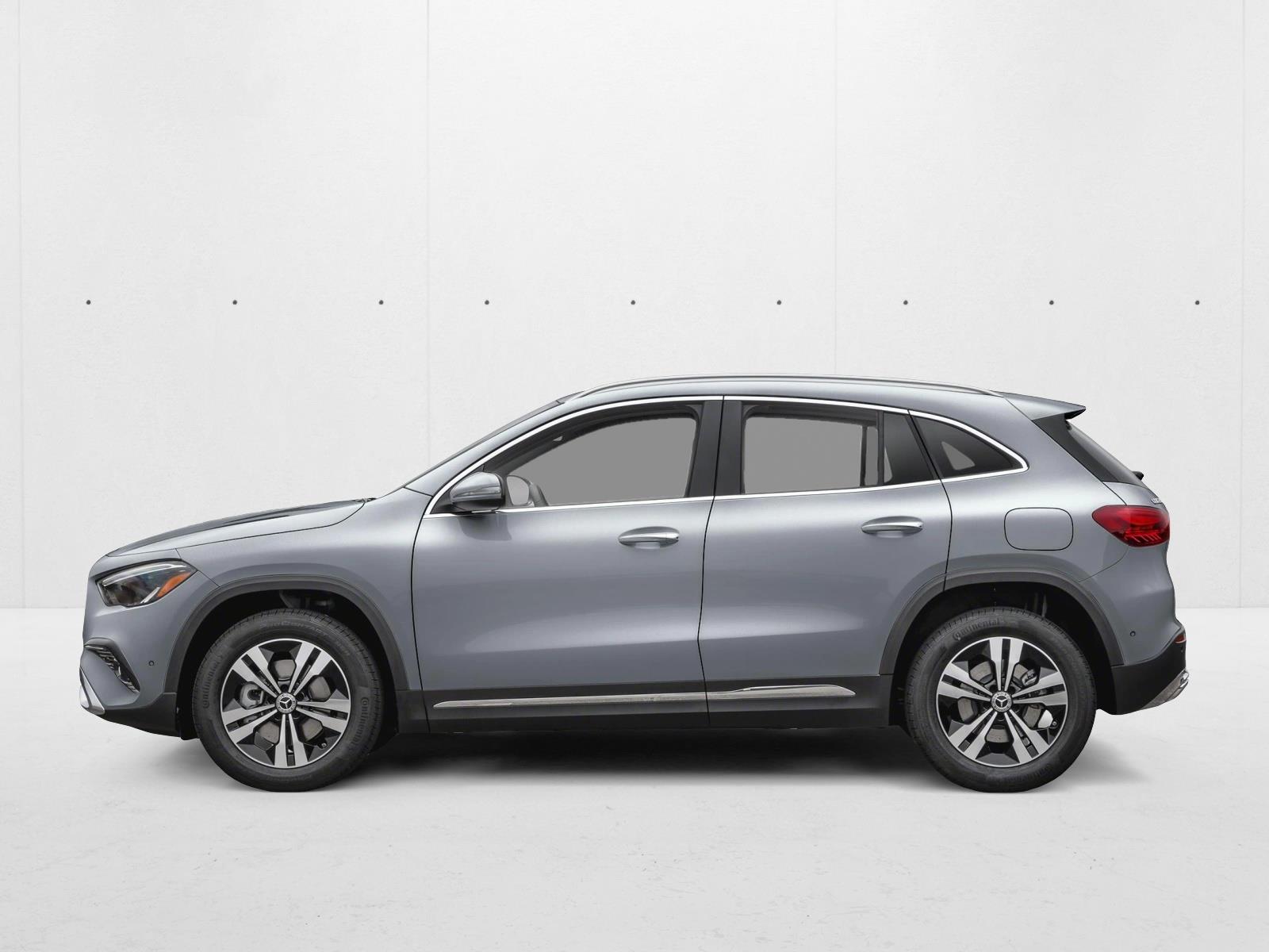 2026 Mercedes Benz GLA 250 4MATIC photo 3