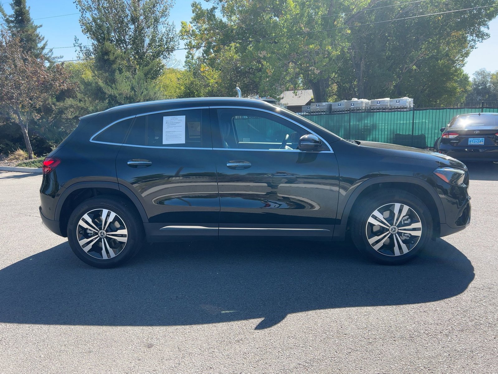 2025 Mercedes Benz GLA 250 4MATIC photo 2