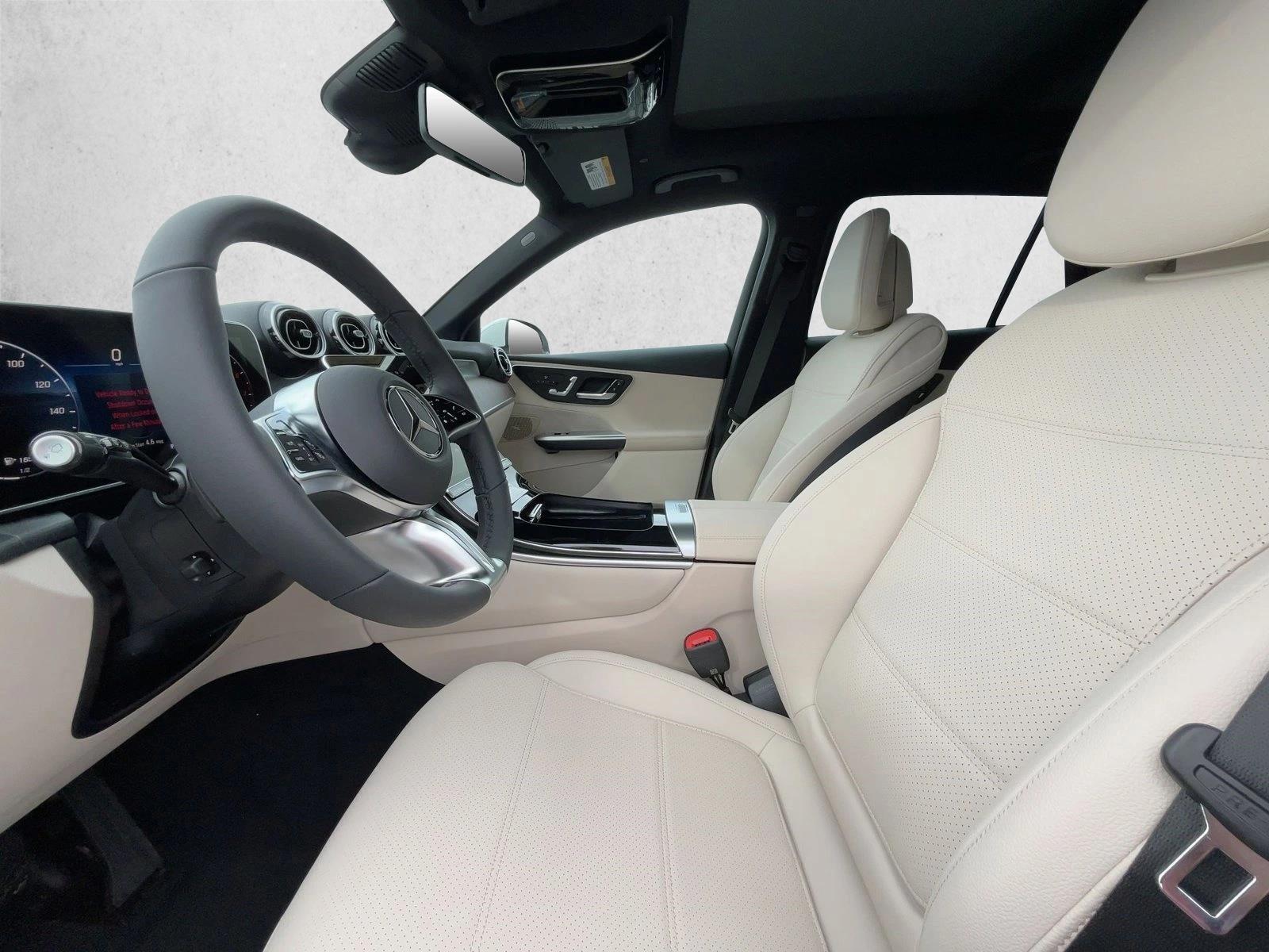 2026 Mercedes Benz GLC 300 4MATIC photo 4