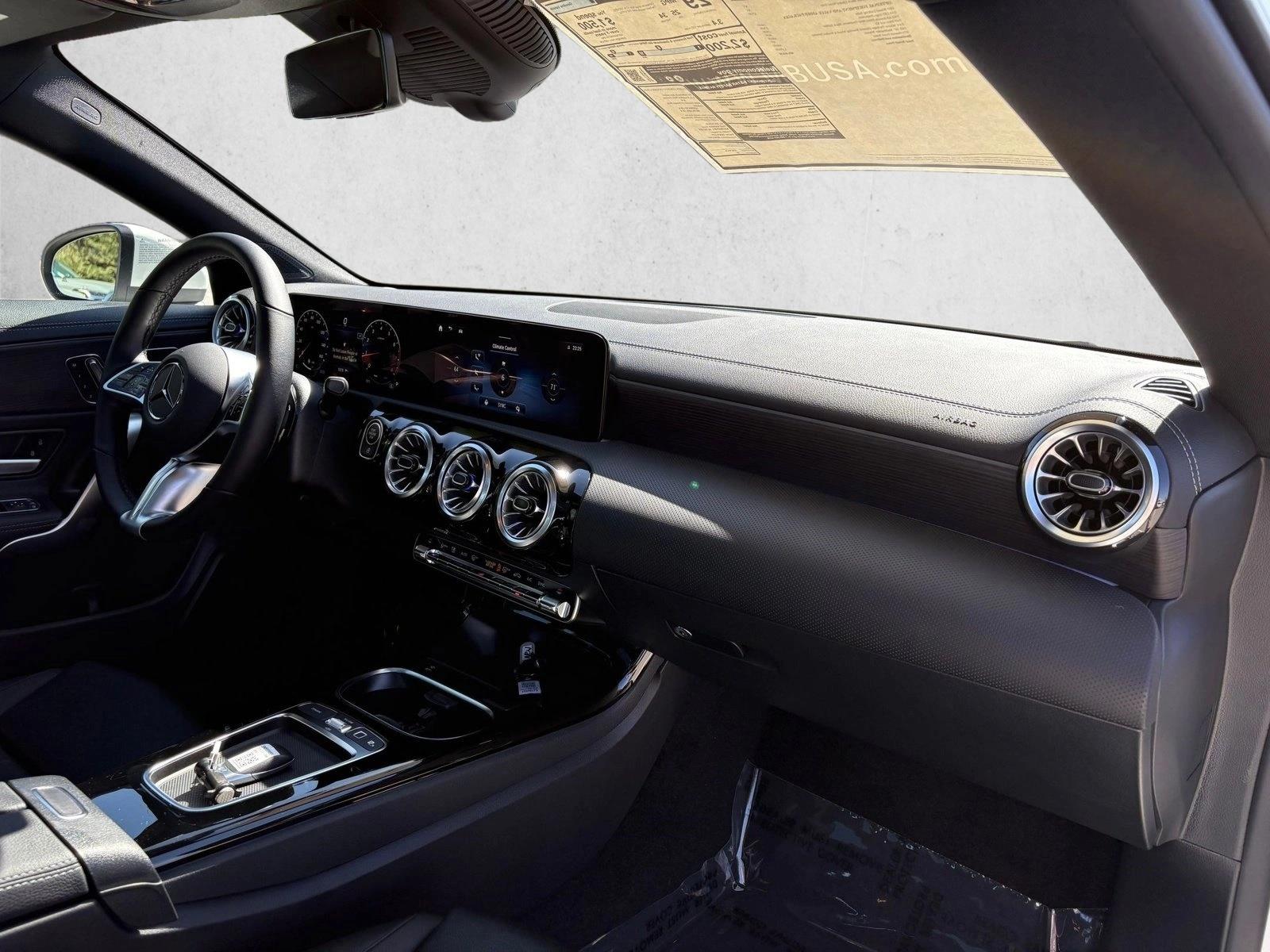 2025 Mercedes-Benz CLA CLA 250 - Photo 28